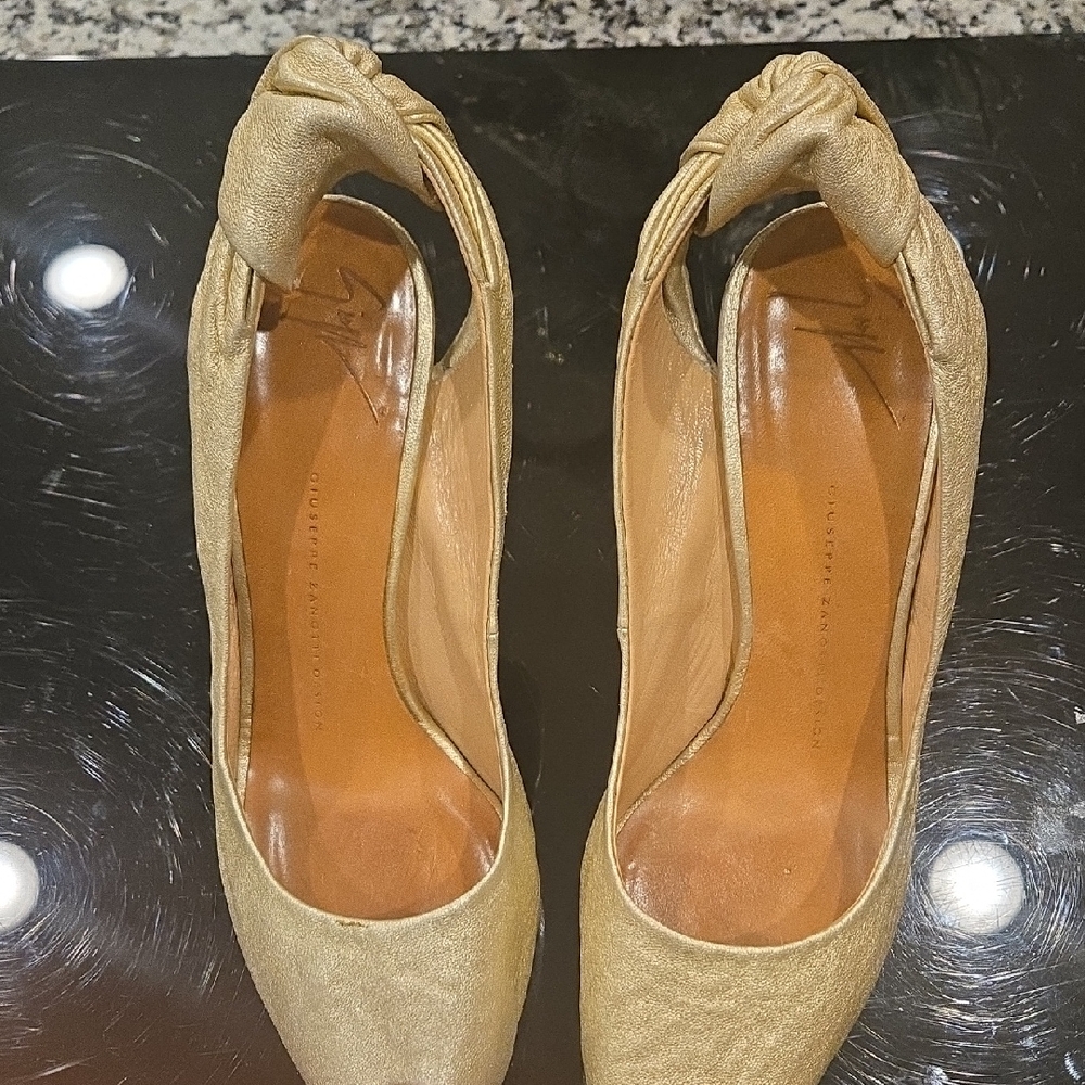 Giuseppe Zanotti Gold Knot Detail Heels